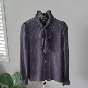 Premise  Long-Sleeve Gray  Pattern Women's Blouse with Bow, S Size.